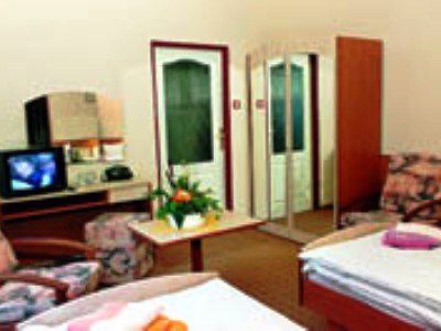 Krivan Hotel Karlovy Vary Ngoại thất bức ảnh
